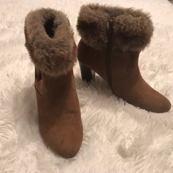 DANA BUCHMAN Faux Fur Fashion Ankle Boots Size 6,5 - Picture 8 of 8